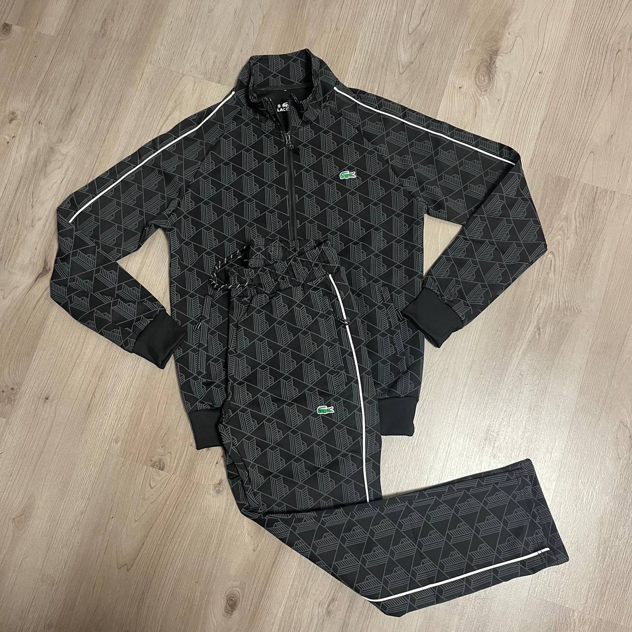 Chándal Lacost negro