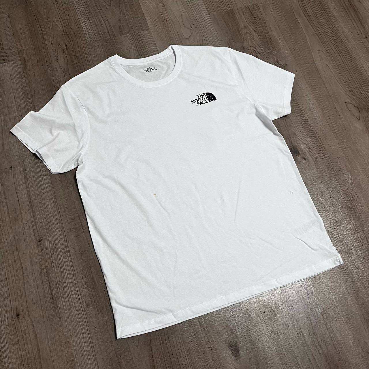 Camiseta TNF blanca