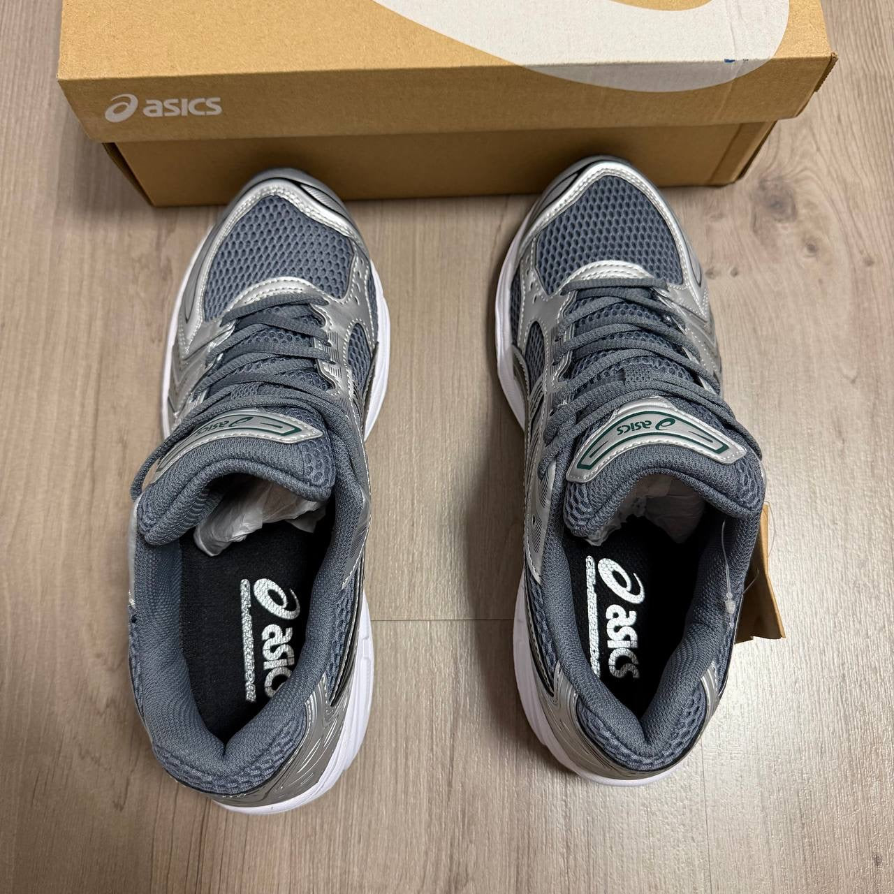 Zapatilla Asic Gel Suela Blanca