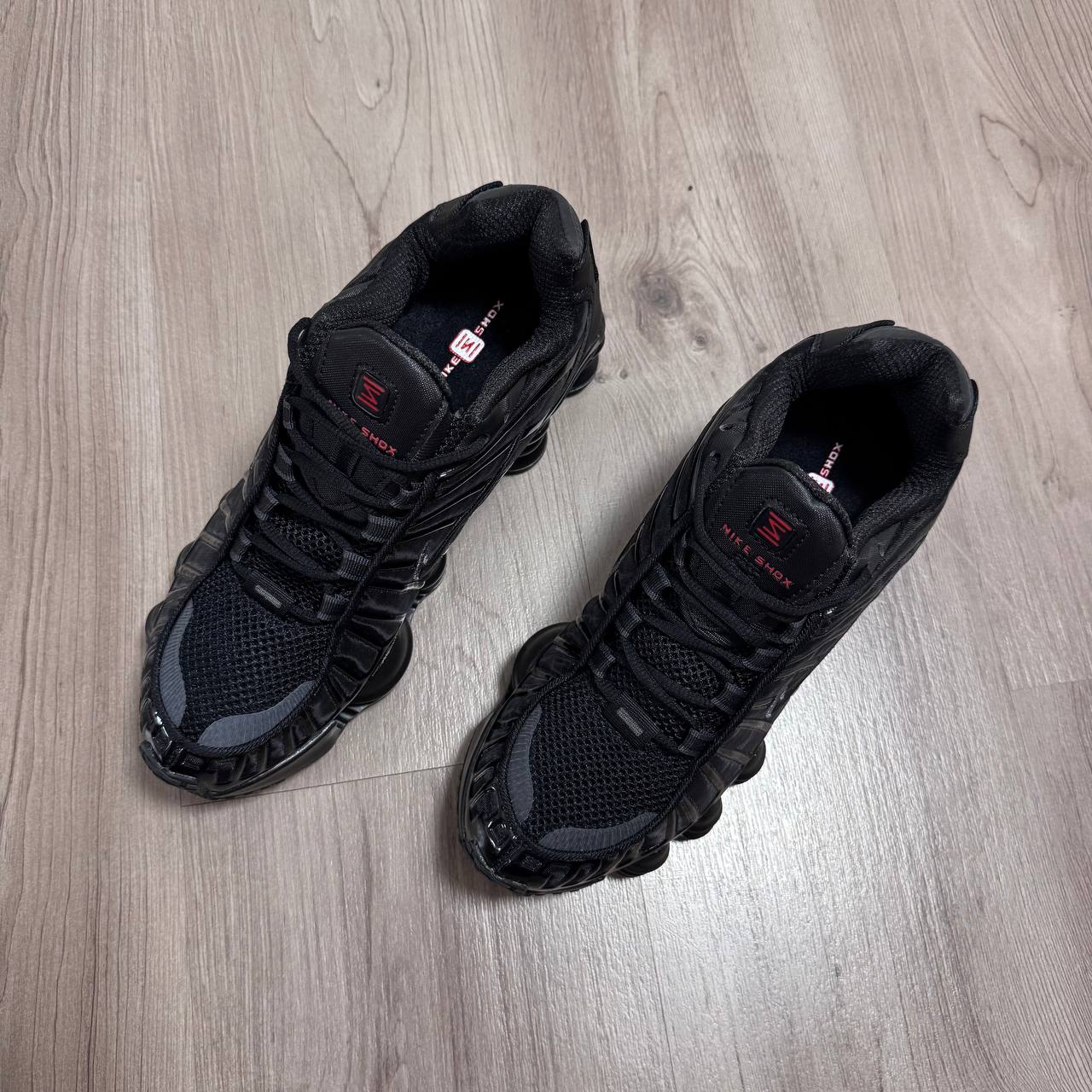 Zapatilla Shox Negras Reflectante