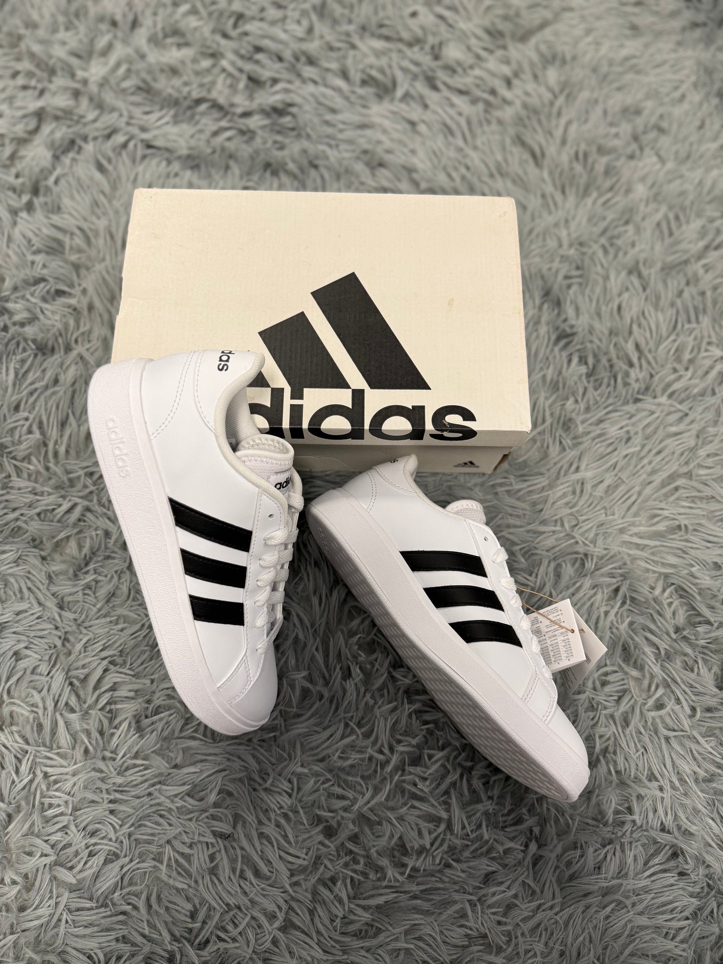 Adidas Grand Court TD Lifestyle.