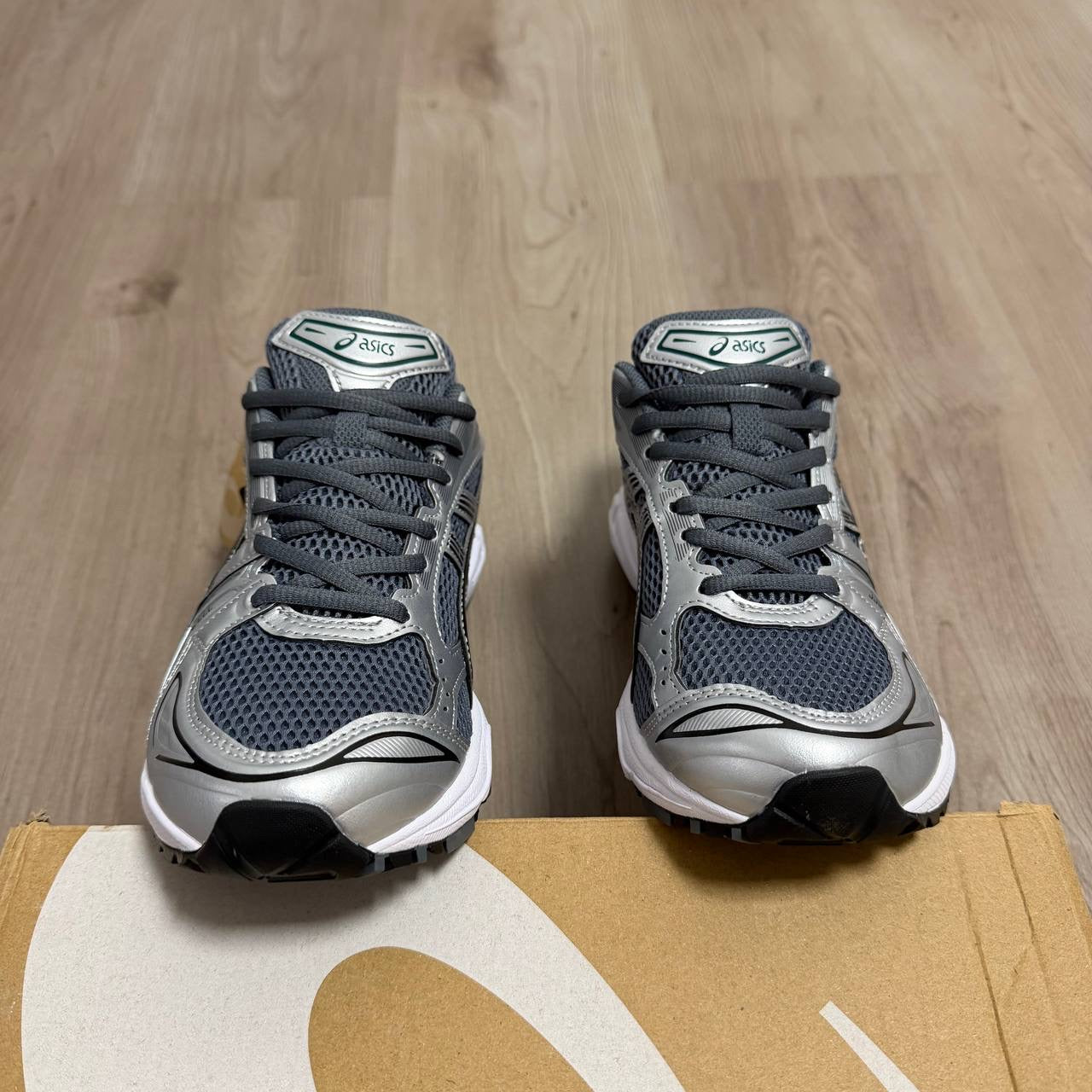 Zapatilla Asic Gel Suela Blanca
