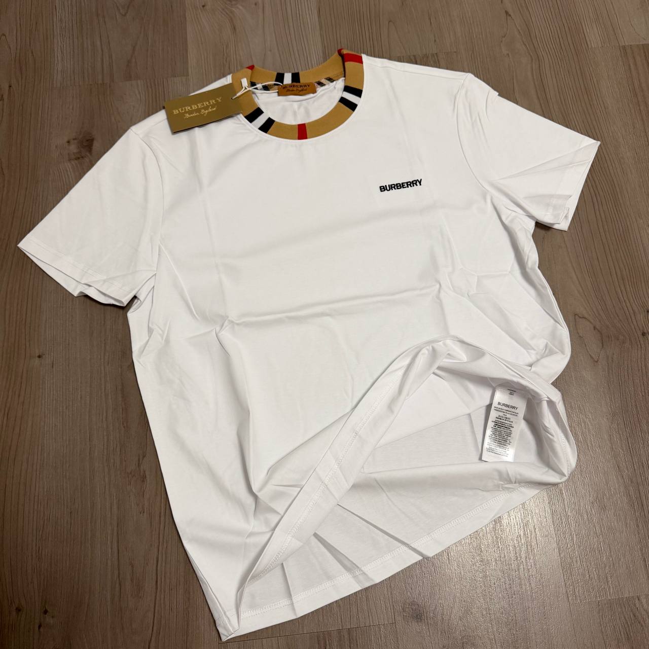 Camiseta Burberr PREMIUM