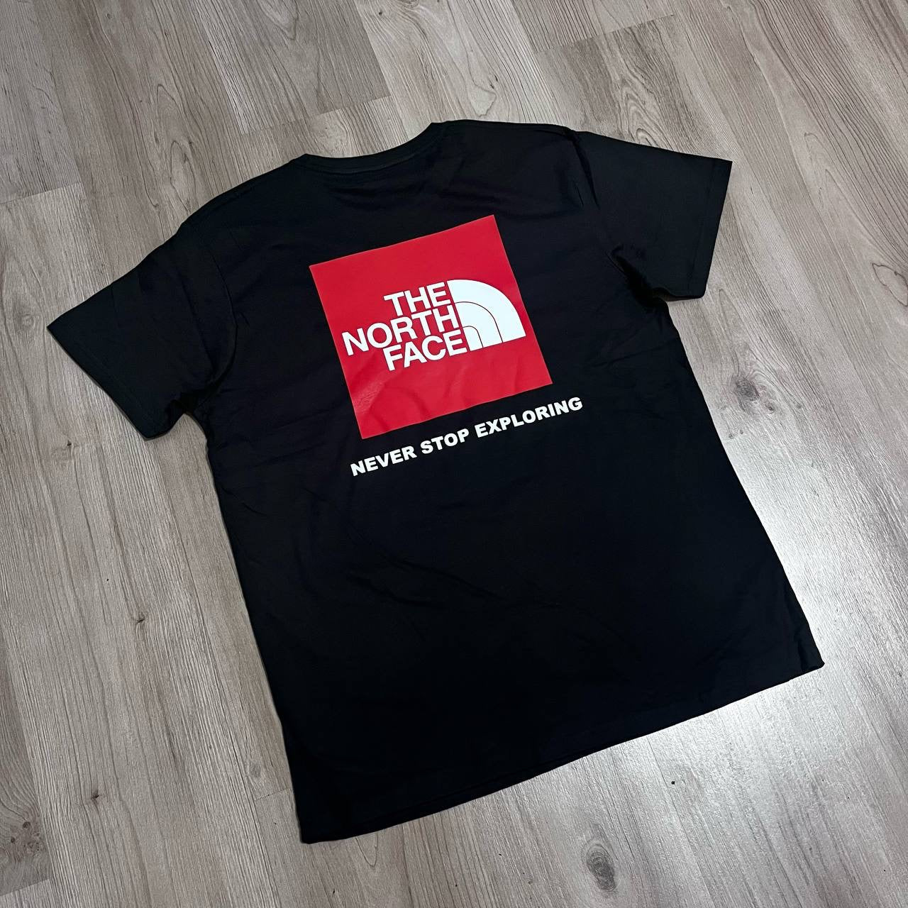 Camiseta TNF negra